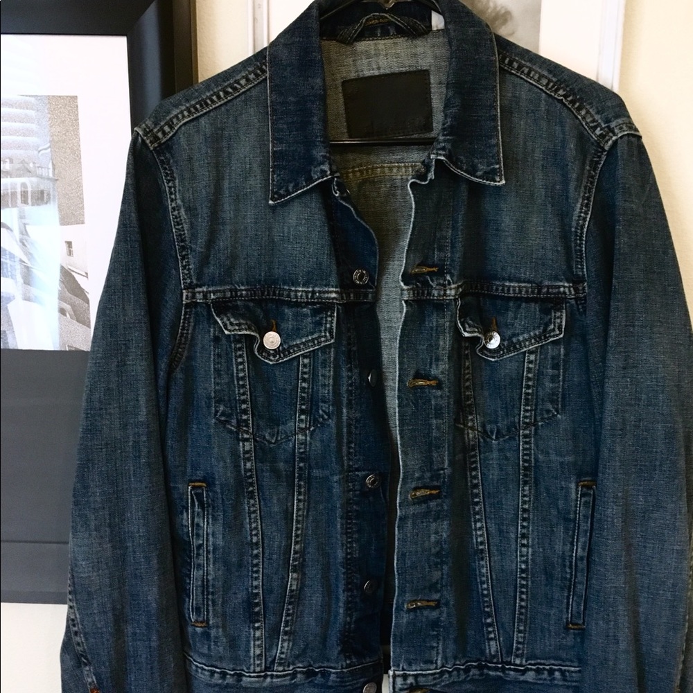 Levi’s Denizen denim jacket